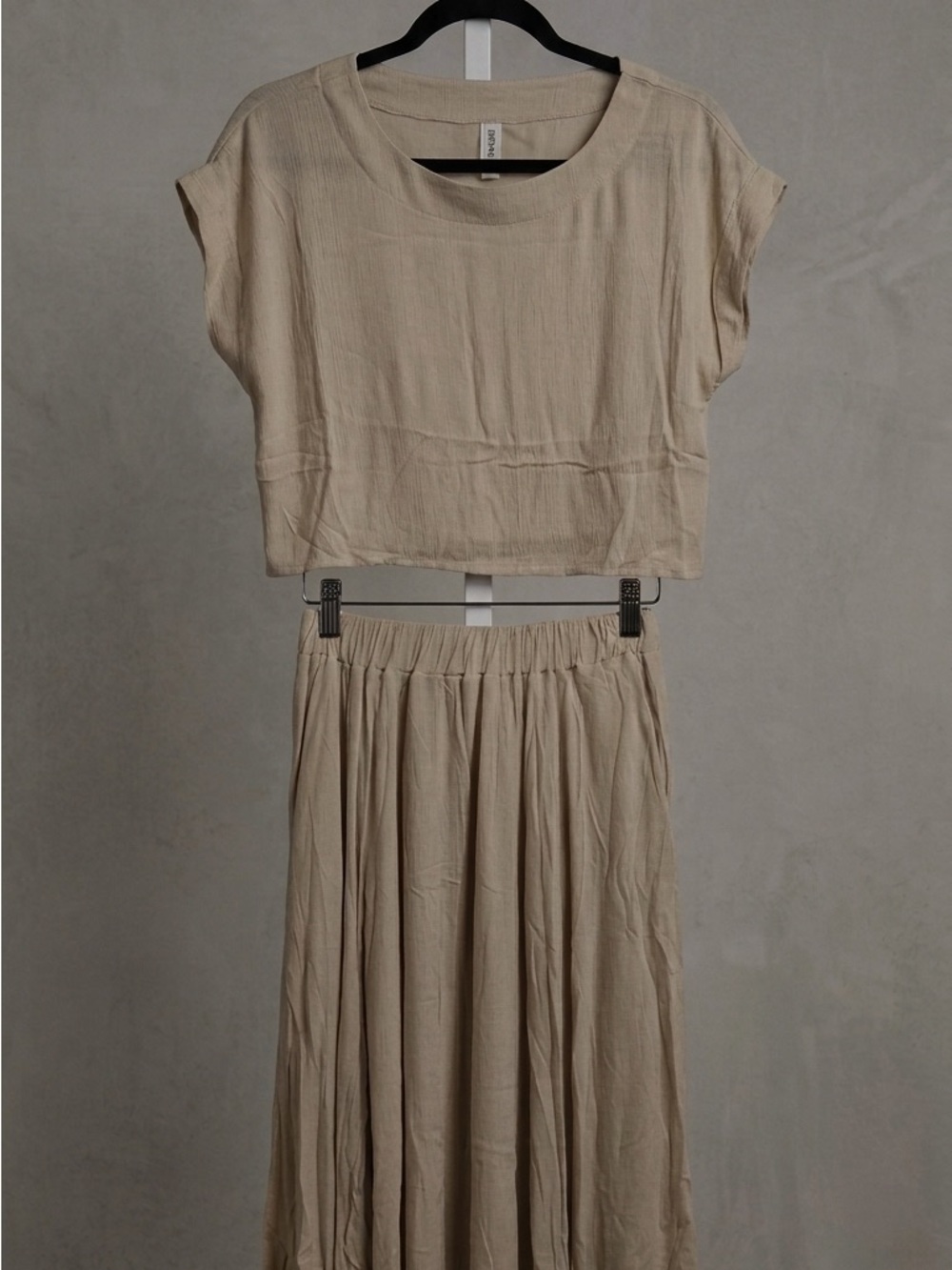 Zenana Outfitters Beige Maxi Skirt with Elastic Waist with side pockets